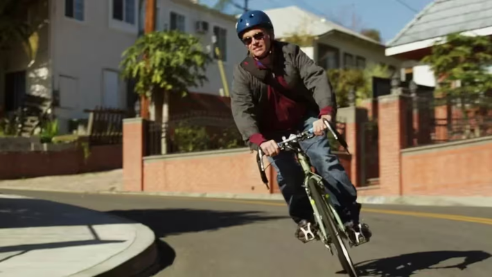 Bikes vs. Cars Vorschaubild des Trailers