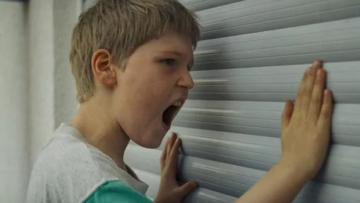 Mit der Faust in die Welt schlagen Vorschaubild des Trailers