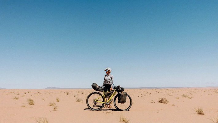 Same Sun - Mit dem Fahrrad durch Afrika Vorschaubild des Trailers